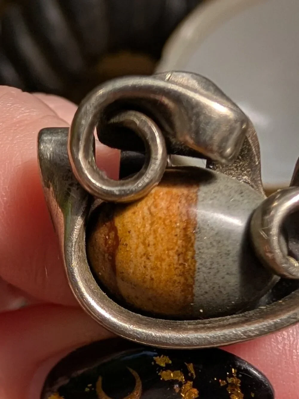 Vintage Artisan Made Modernist Chunky Silver Tone Grey & Brown Stone Ring